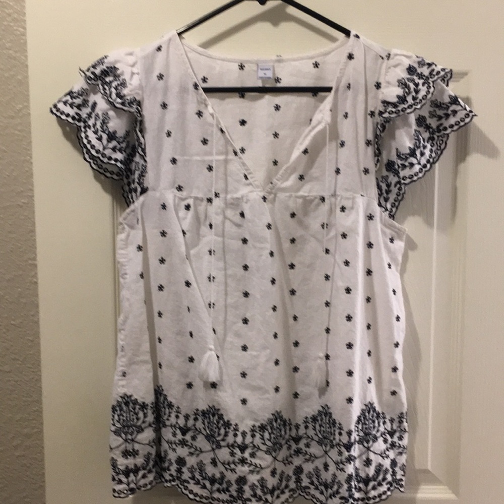 Embroidered blouse